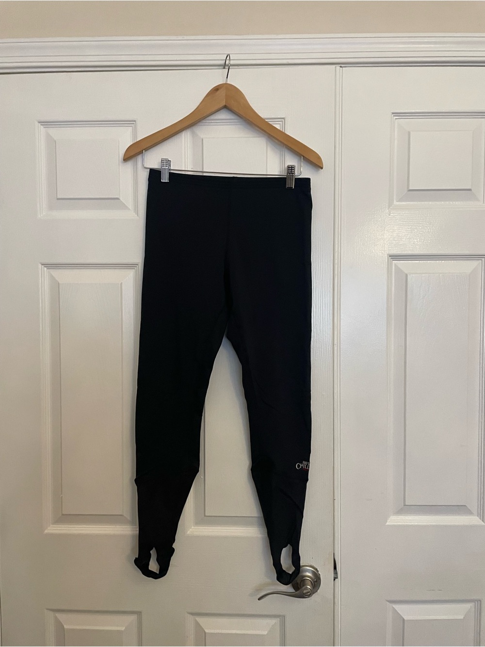 Men’s Hot Chillys Black Stirrup Leggings —
